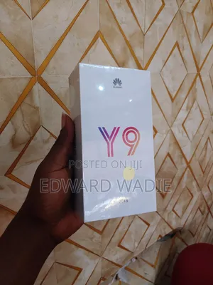 New Huawei Y9 2018 128 GB Gold