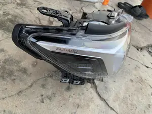 Subaru Forester Headlight Right 2022