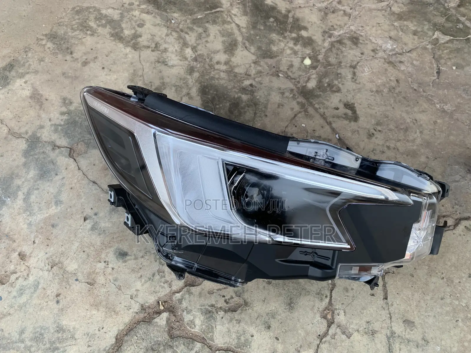 Subaru Forester Headlight Right 2022