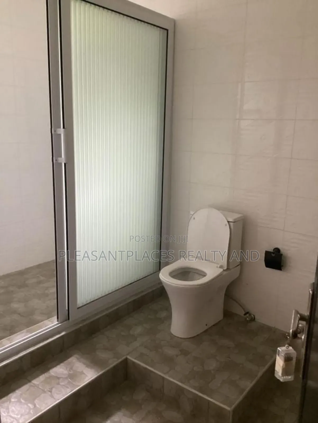 3bdrm Apartment in Pleasantplaces, Dome for rent