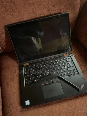 Laptop Lenovo ThinkPad X380 Yoga 8GB Intel Core I5 SSD 256GB