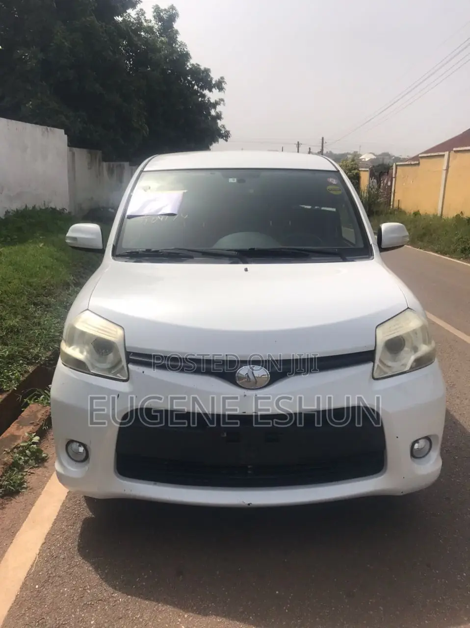 Toyota Sienta 2013 White