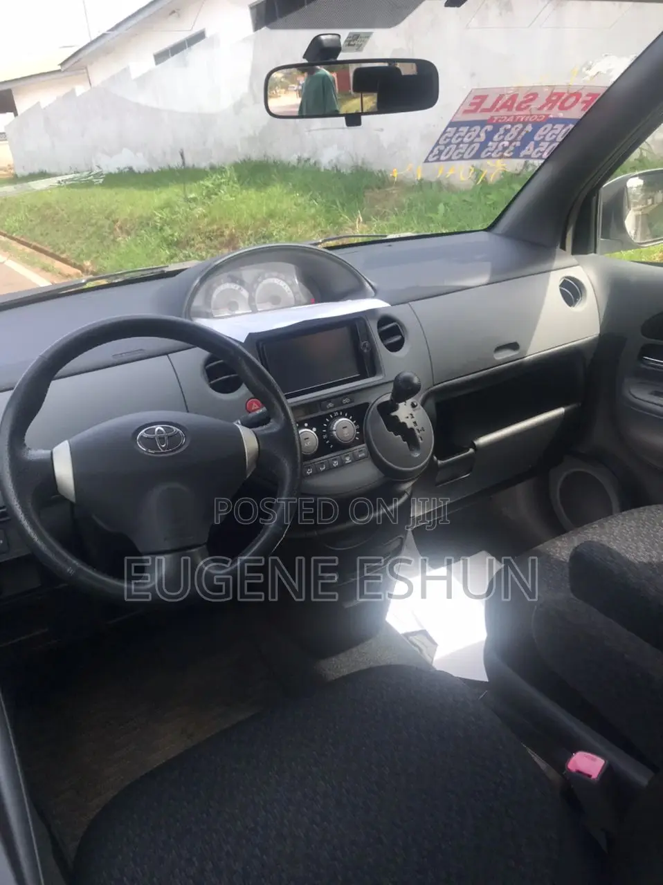 Toyota Sienta 2013 White