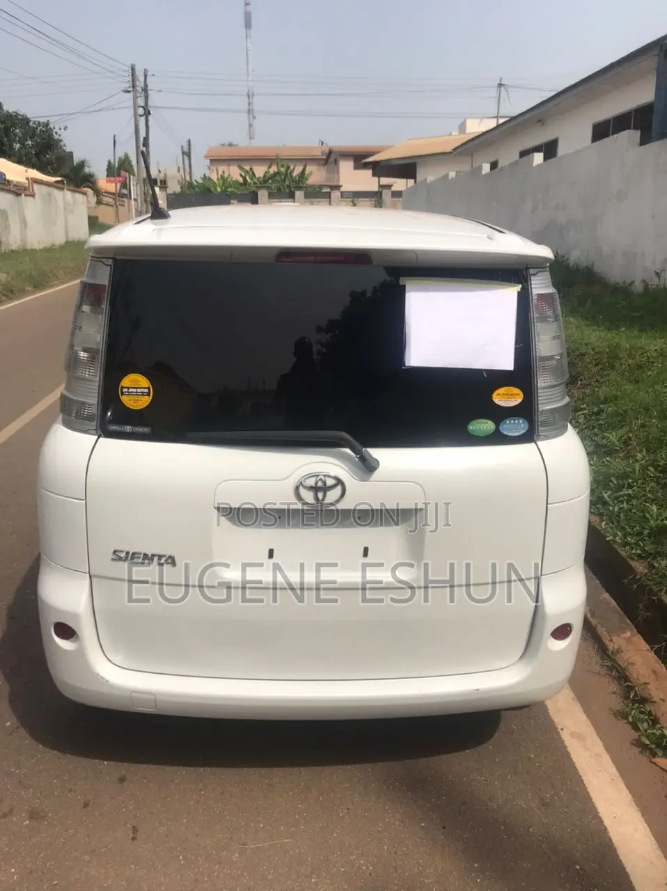 Toyota Sienta 2013 White