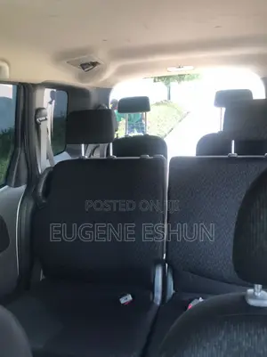 Toyota Sienta 2013 Burgundy