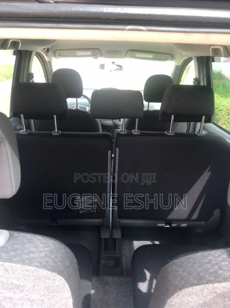 Toyota Sienta 2013 Burgundy