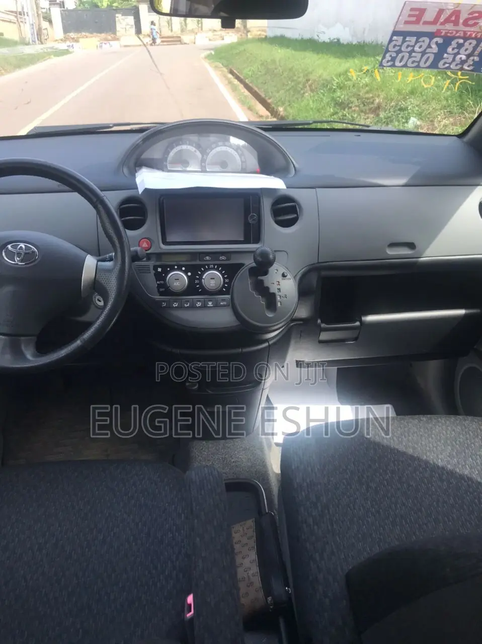 Toyota Voxy SV Premium 2014 Burgundy