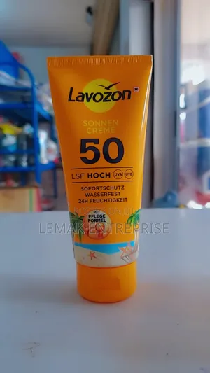 Lavozon Sunscreen Cream 100ml