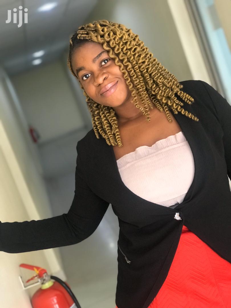 Receptionist