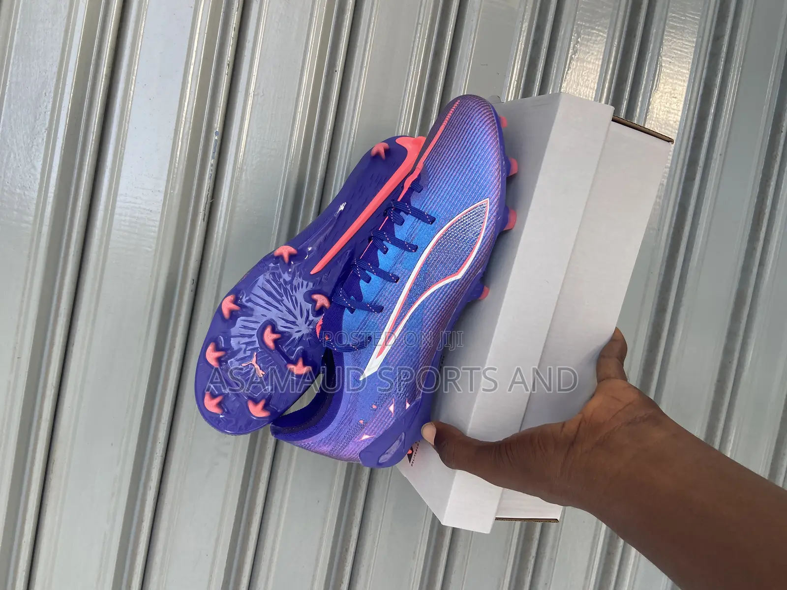 Original New Football Cleat Available at Cool Price