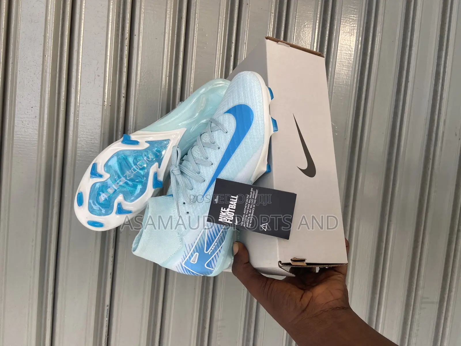 Original New Football Cleat Available at Cool Price
