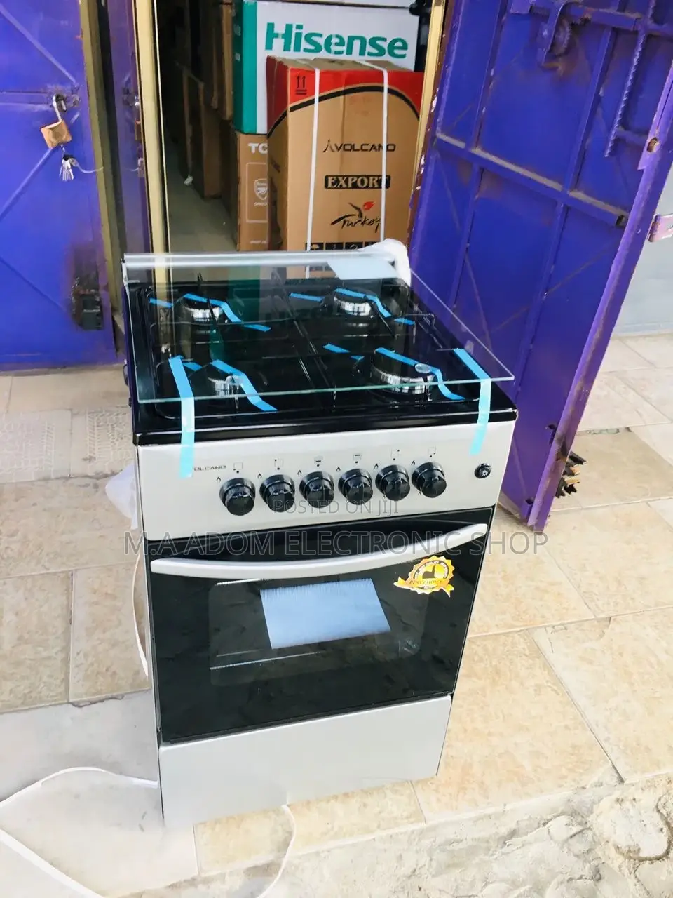 Volcano 50x50 Gas Cooker: Your Kitchen's Reliable Workhorse