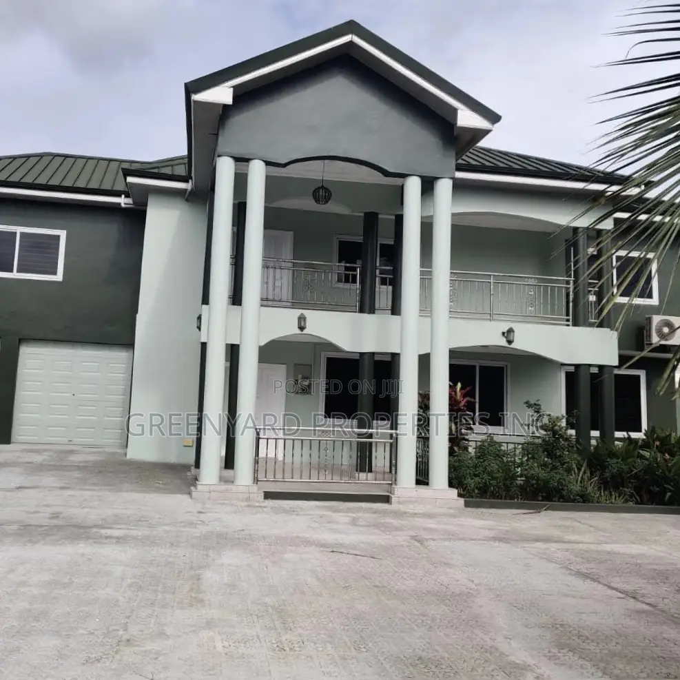 5bdrm House in A&C, East Legon for rent