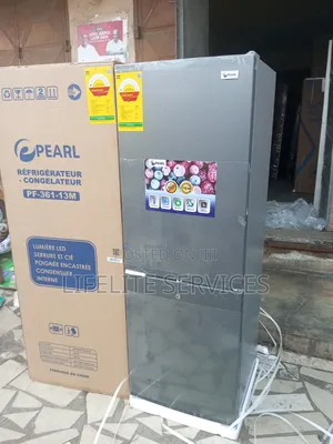 Refrigerator Pearl Bottom Freezer 227 L