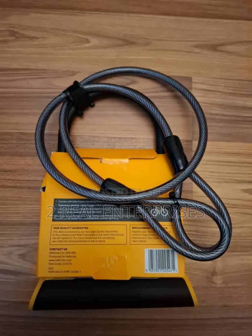 Halfords 23cm D Lock and 115cm Cable Lock