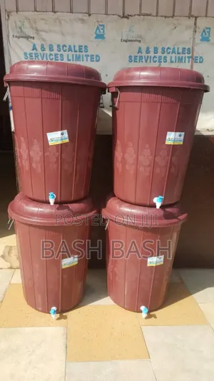 Veronica Bucket With Stand (Complete Set) - We Deliver Anyway