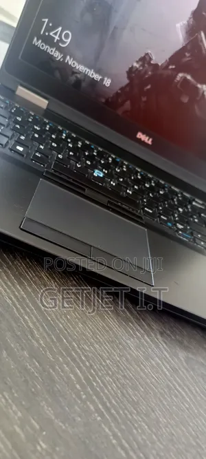 New Laptop Dell Latitude 5580 16GB Intel Core I7 SSD 256GB
