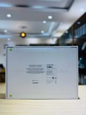 New Laptop Apple MacBook Air 2024 M3 15-inch 8GB Apple M3 SSD 256GB