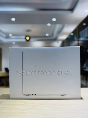 New Laptop Apple MacBook Air 2024 M3 15-inch 8GB Apple M3 SSD 256GB