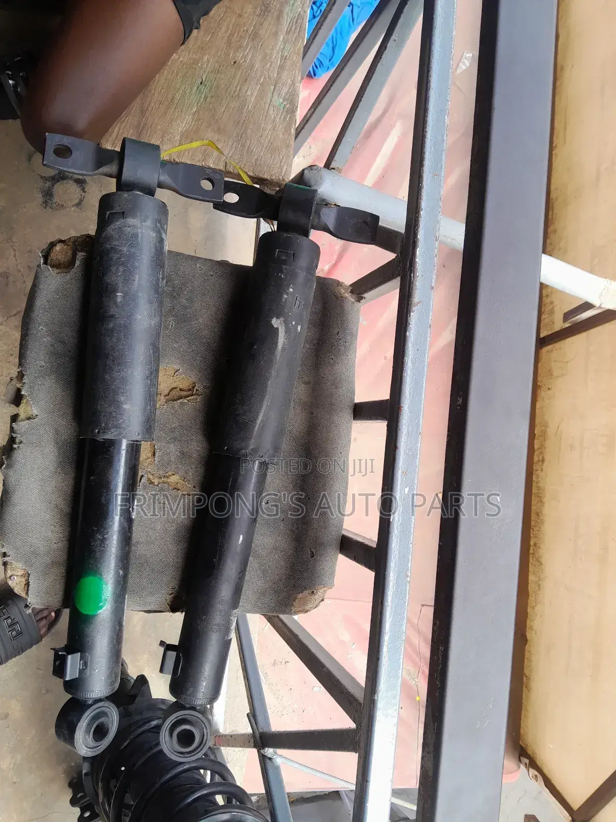Kia Carnival 2019 to 2023 Back Shocks Absorbers