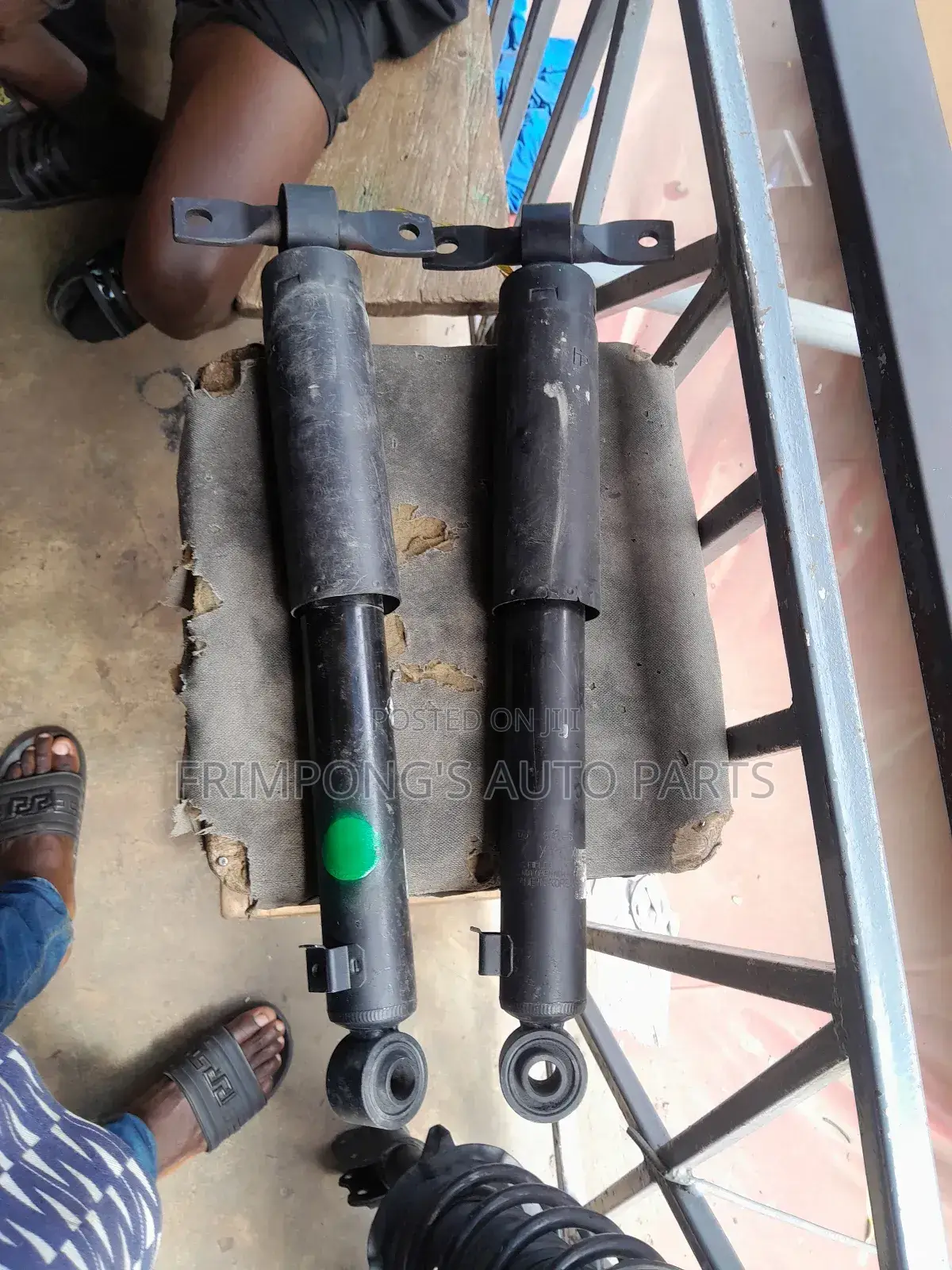 Kia Carnival 2019 to 2023 Back Shocks Absorbers