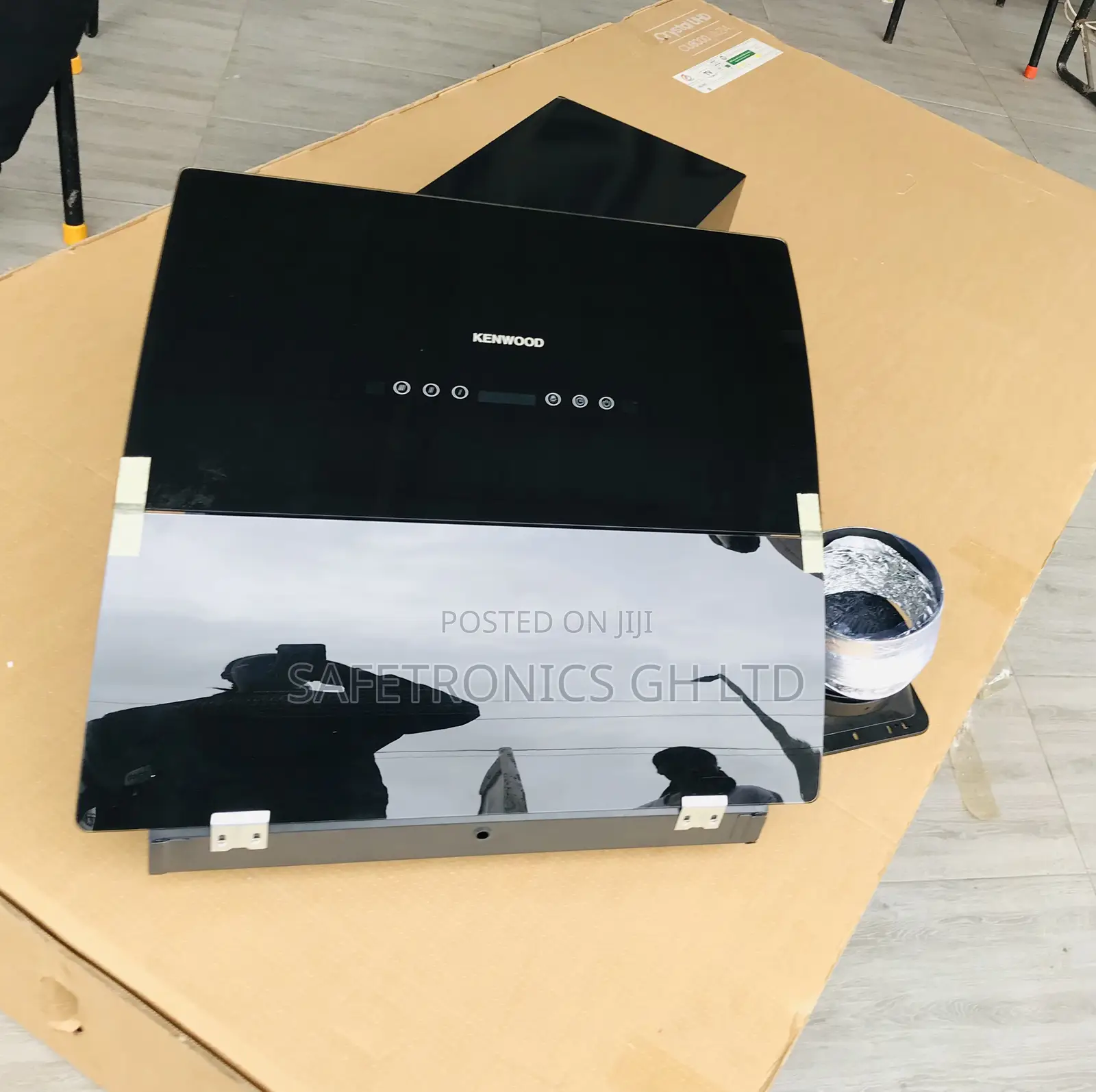 Authentic New 60cm Kenwood Heat Extractor Black Glass