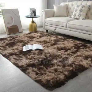 Fluffy Center Carpet. 200x300cm