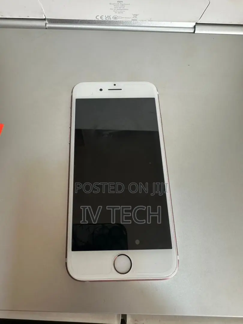 Apple iPhone 6s 32 GB Gold