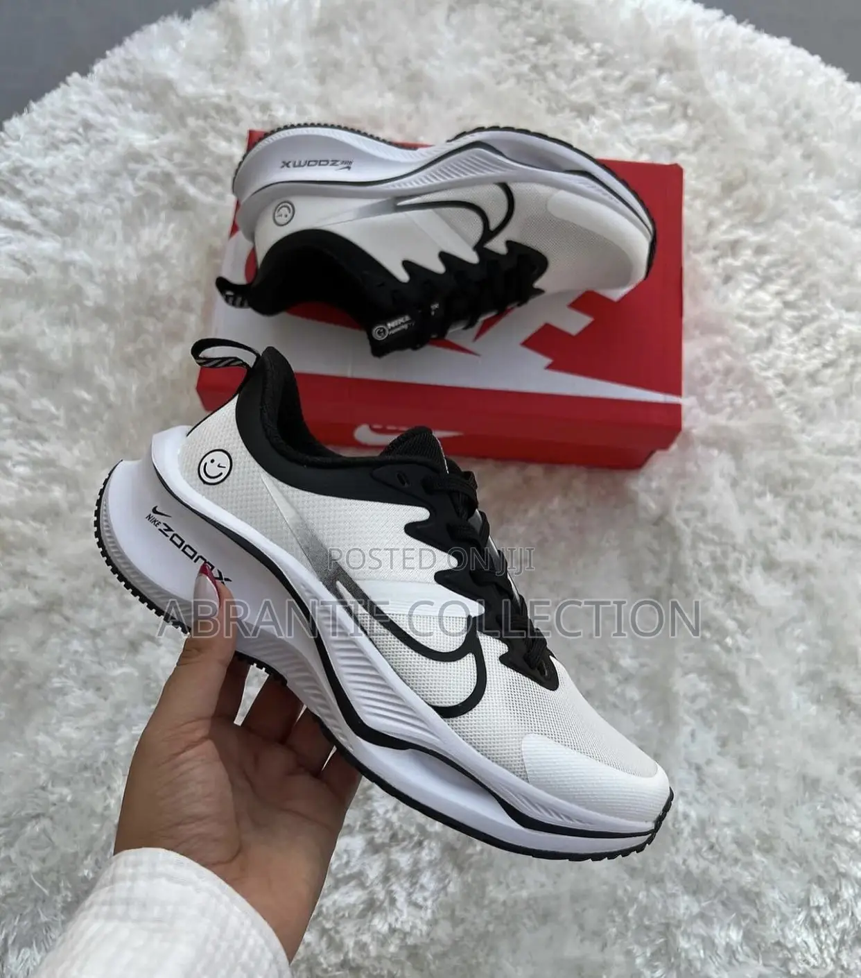 Nike Zoom X Smile Sneaker White/Black