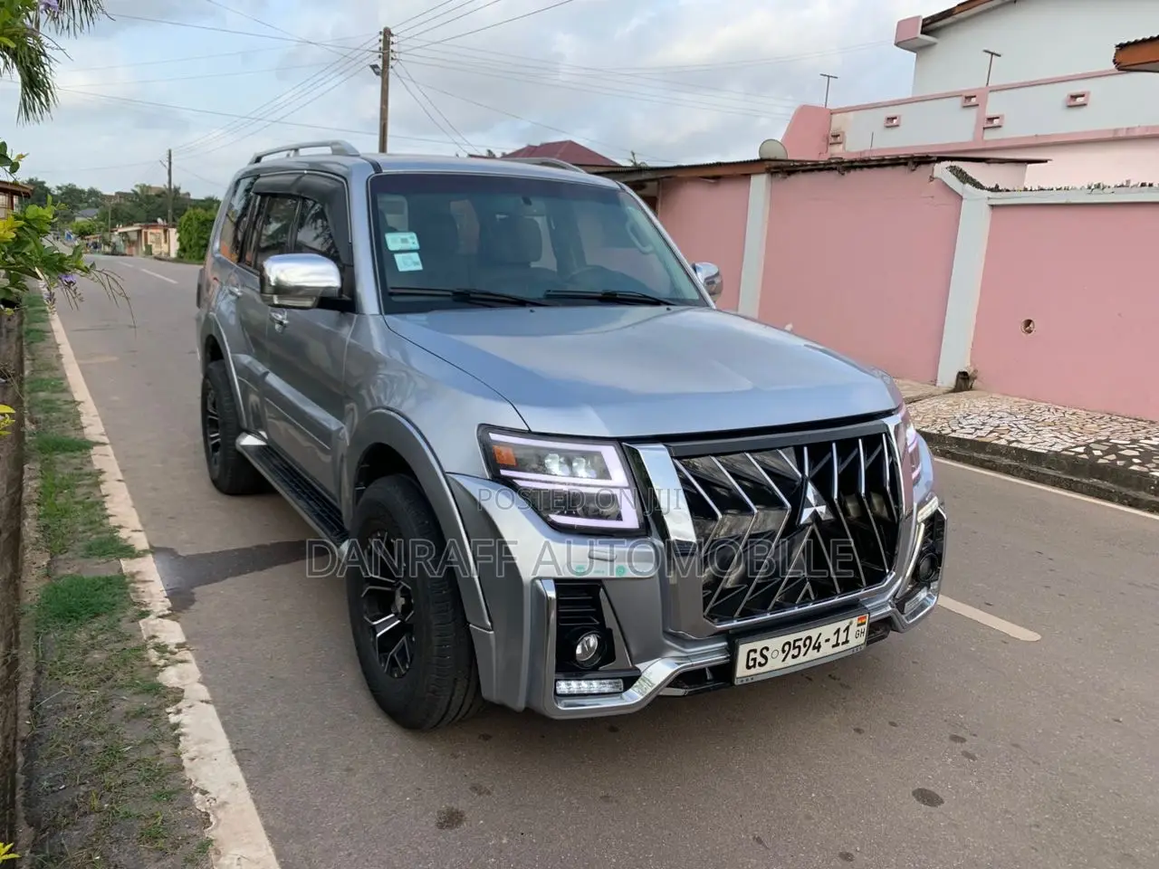 Mitsubishi Pajero 3.2 Di-Dc GLS 2011 Silver