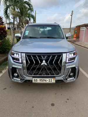 Mitsubishi Pajero 3.2 Di-Dc GLS 2011 Silver