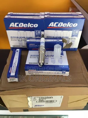 Escalade, Tahoe 20-23 ×4pcs Ac Delco #41-114 Spark Plugs From Usa