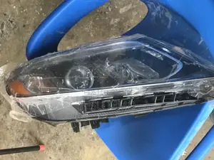 Kia Sorento 2014 Headlight