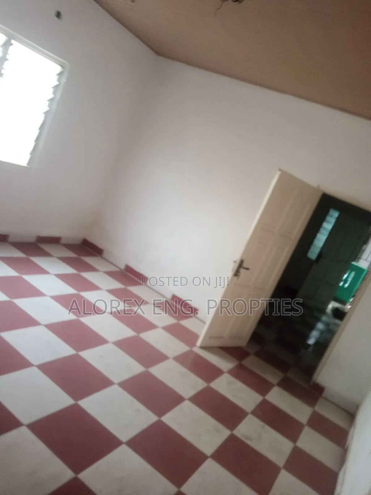 1bdrm Apartment in Chamber Self, Danfa for rent
