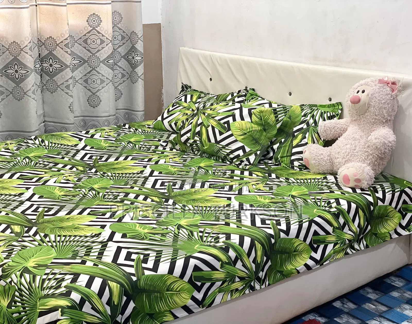 Beautiful Green Flower Bedsheet