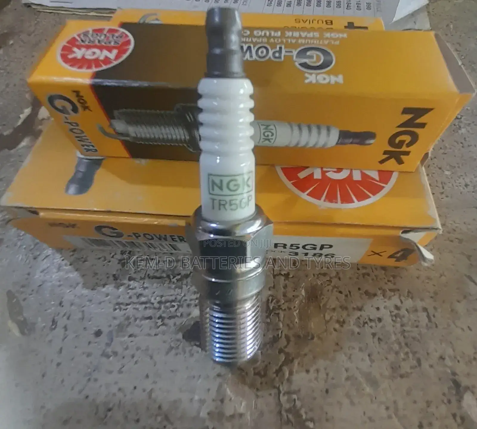 NGK Tr5gp 3186 Spark Plugs + Free Plug Fixing