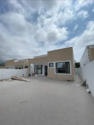 3bdrm Duplex in Spintex Road, Com18 for sale