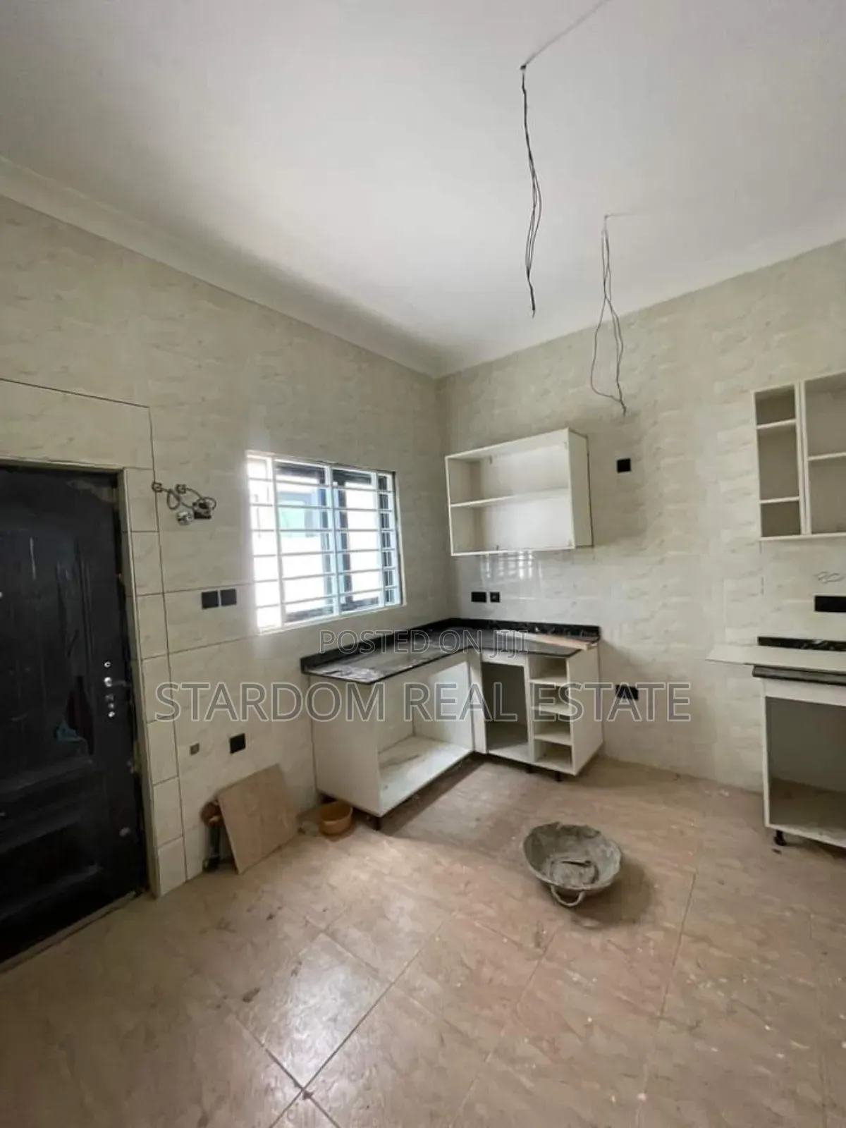 3bdrm Duplex in Spintex Road, Com18 for sale