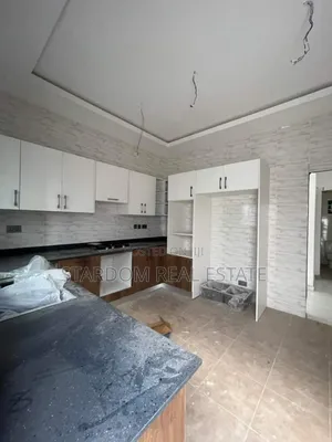 3bdrm Duplex in Com18, Spintex for sale