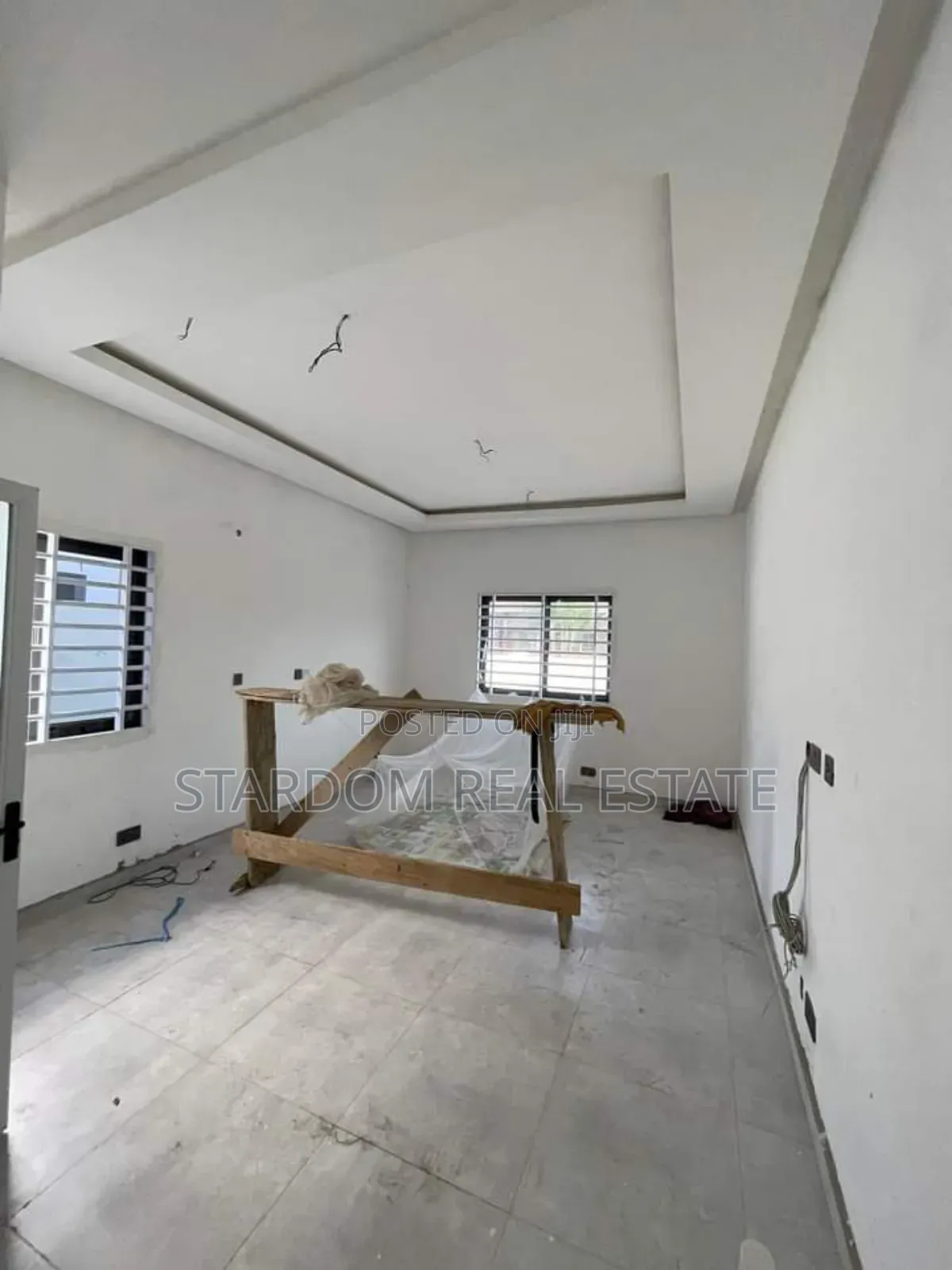 3bdrm Duplex in Com18, Spintex for sale
