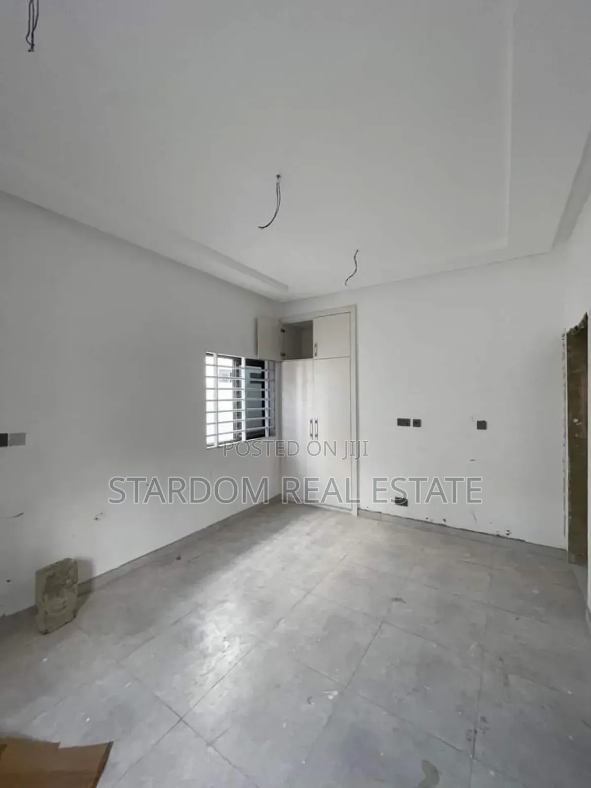 3bdrm Duplex in Com18, Spintex for sale