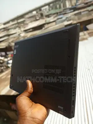Laptop Lenovo Thinkpad T14s Gen 1 16GB Intel Core I5 SSD 256GB