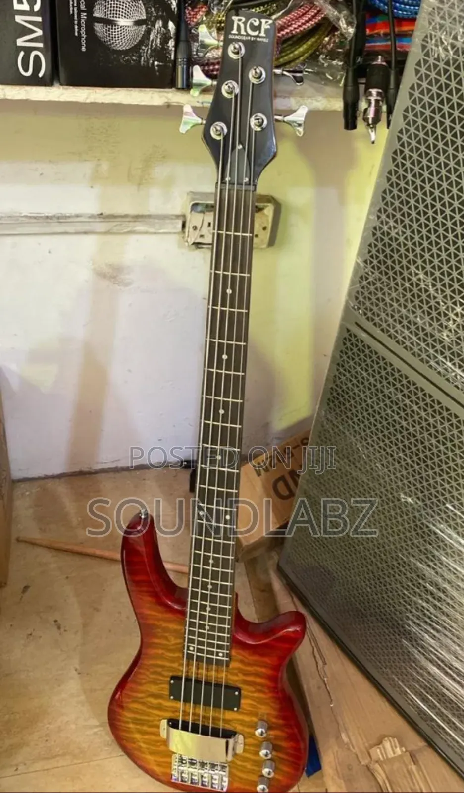 RCF Passive Bass Guitar
