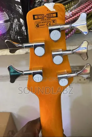 RCF Passive Bass Guitar
