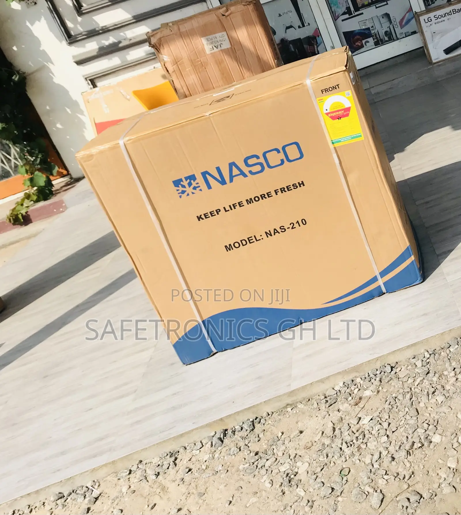 Shop Classic Singledoor Freezer Nasco Nas-210 200 Liters