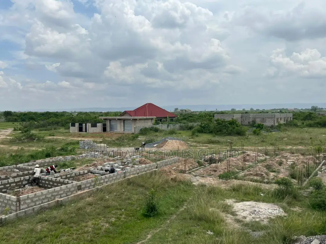 Premiume Serviced Luxury City Estate Afienya
