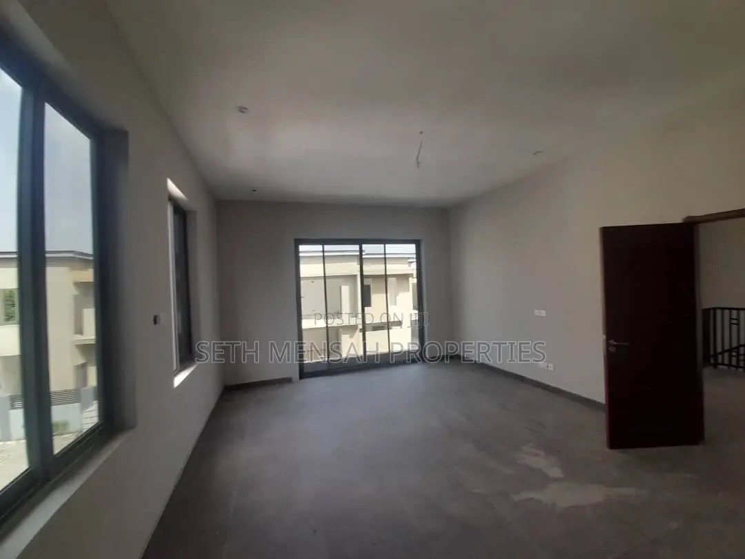 3bdrm House in Skm, Haatso for rent