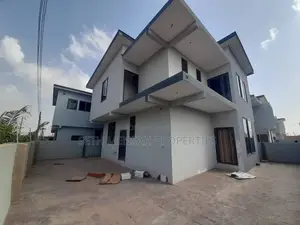3bdrm House in Skm, Haatso for rent