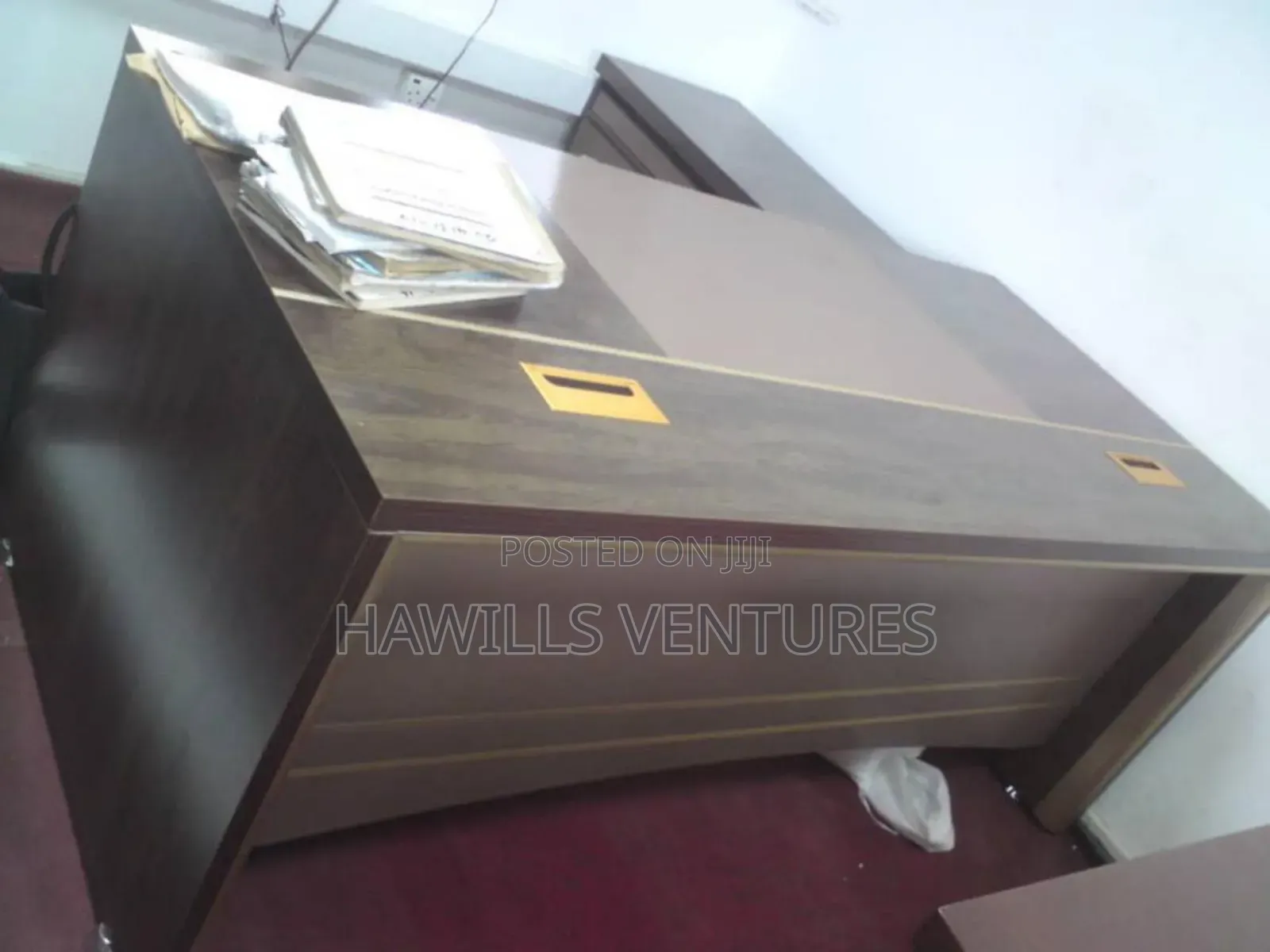 Executive L-Shape Table