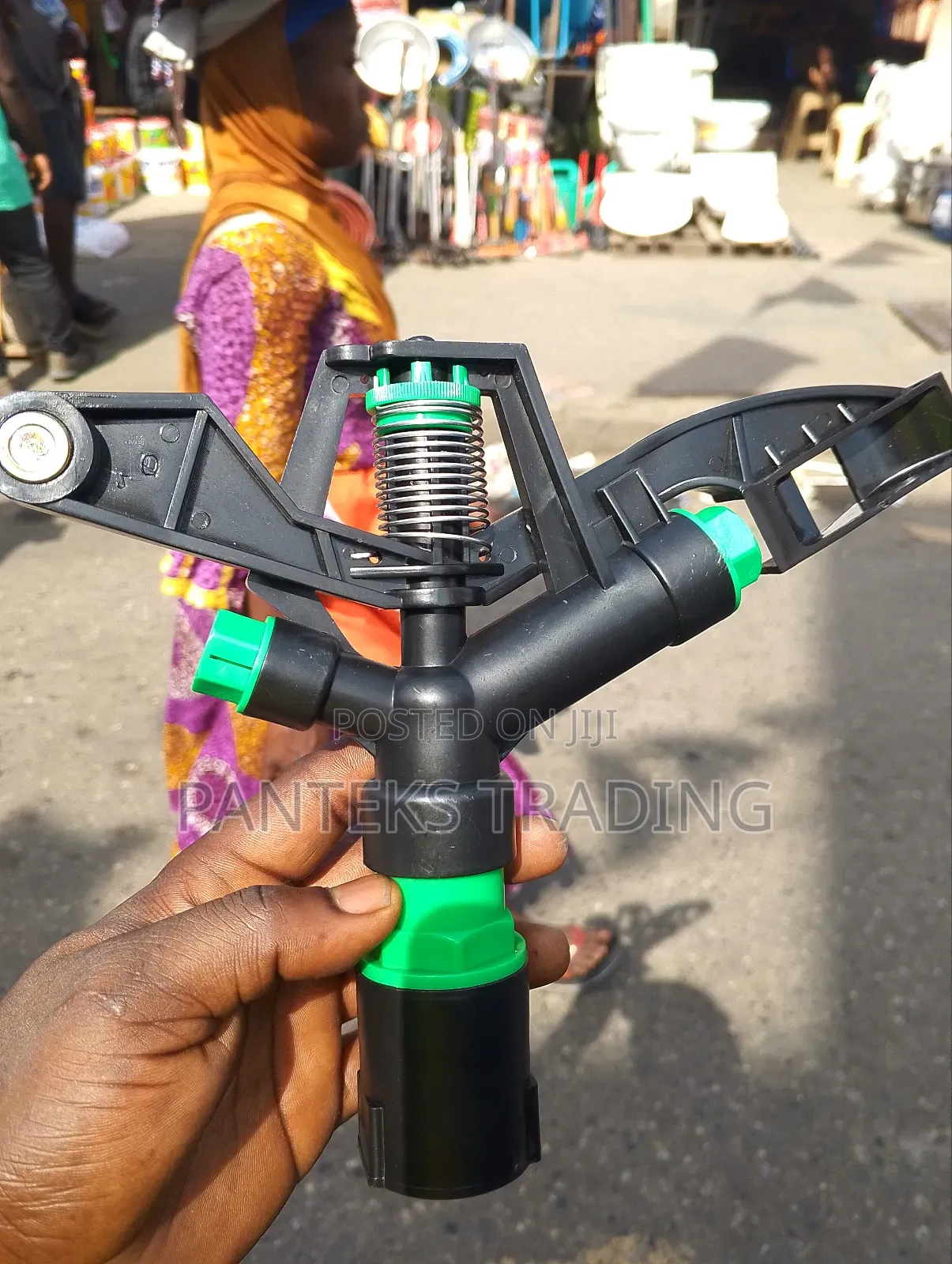 2N Water Sprinkler 1" Inlet